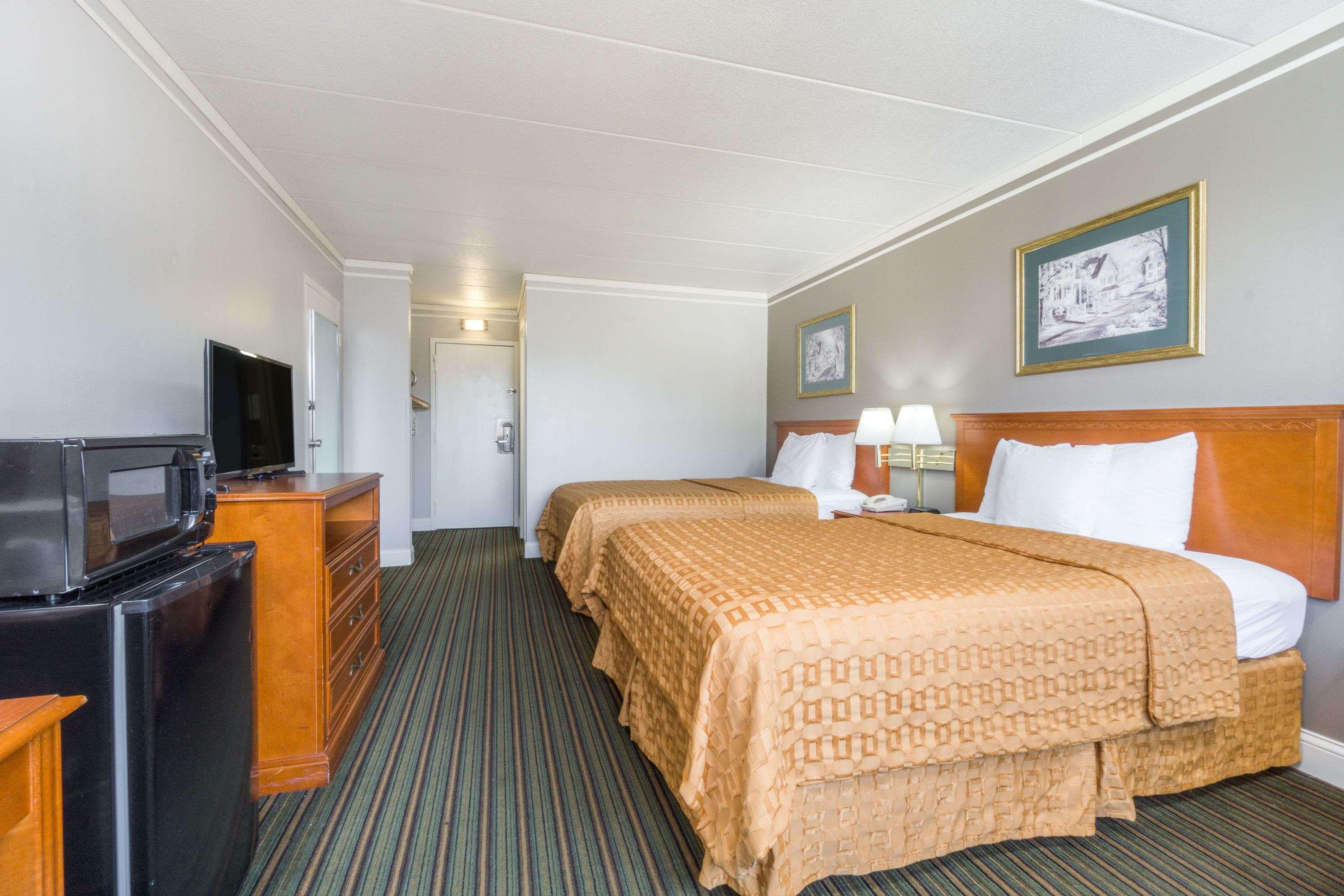 Days By Wyndham East Airport Hotel Columbus