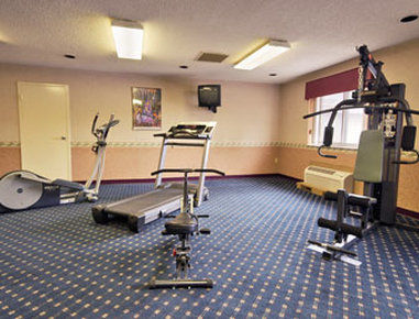 Days By Wyndham East Airport Hotel