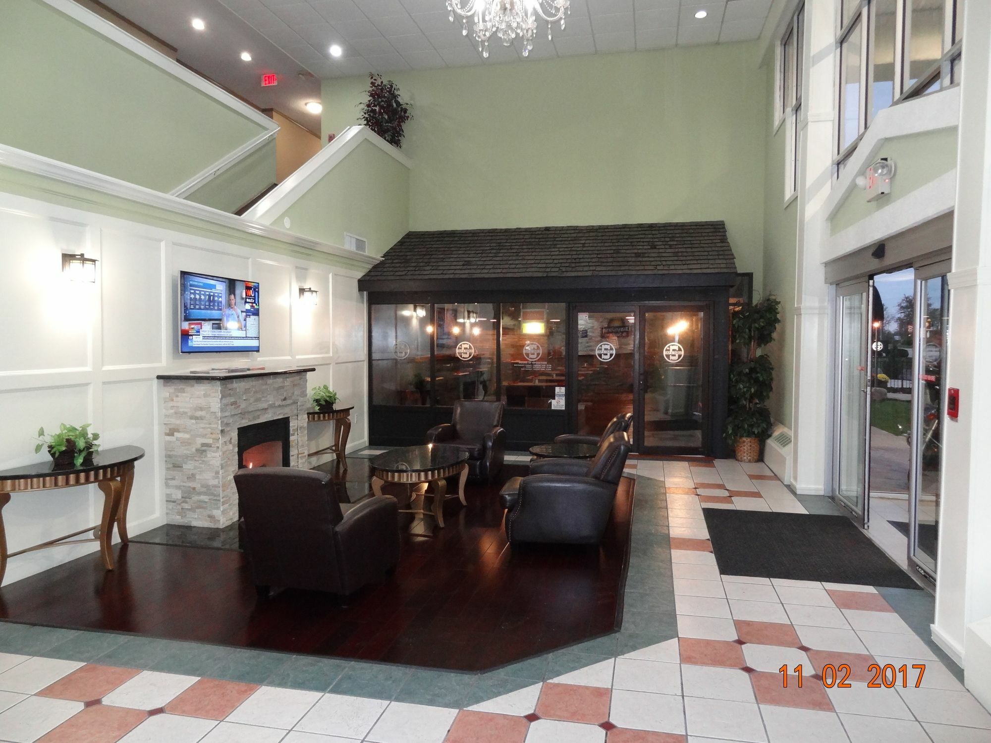 Hotel Days By Wyndham East Airport 2*